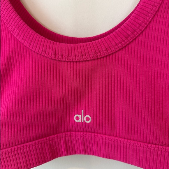 Alo Yoga Wellness Sports Bra Hot Pink Fuchsia - Picture 4 of 7